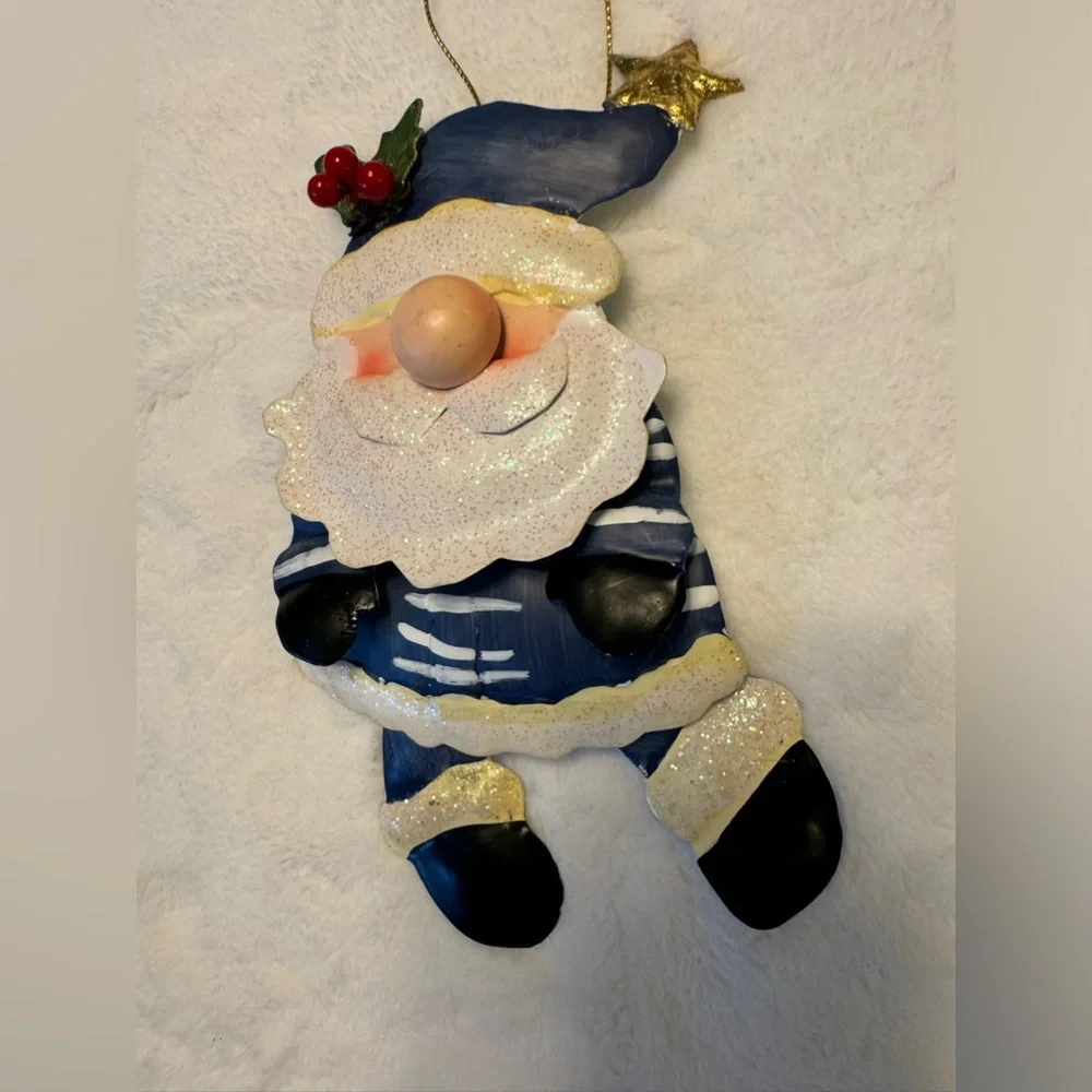 NWT Vintage Handmade Santa Christmas Ornament Metal